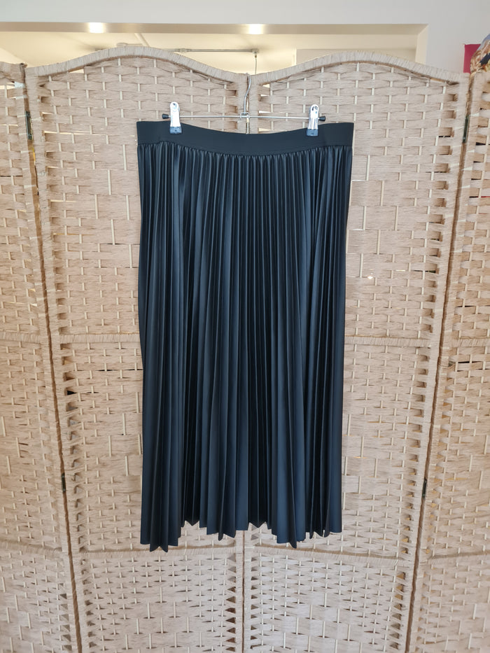 M&S Leather Pleated Skirt Size 16