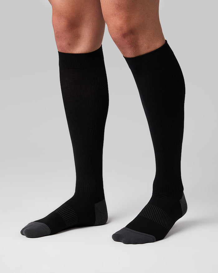 32 Degrees Black  _ 2 Pack Compression Socks
