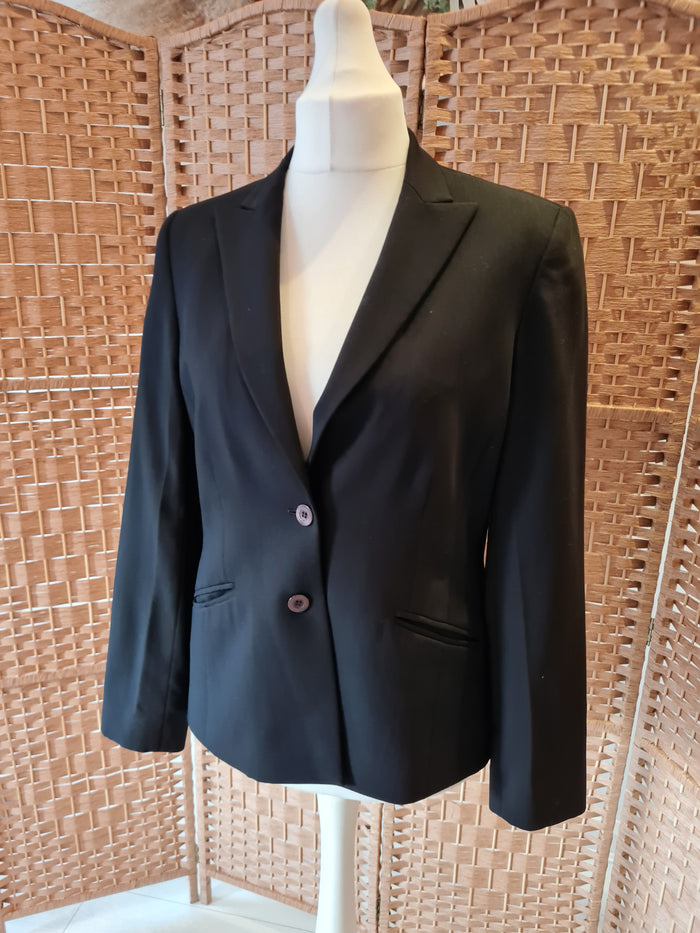 Austin Reed Black Trouser suit 14