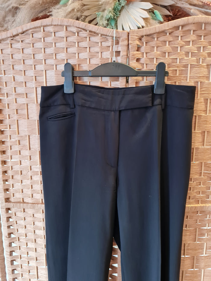 Austin Reed Black Trouser suit 14