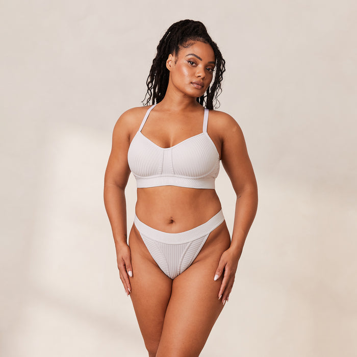 Essence, 36DD/L