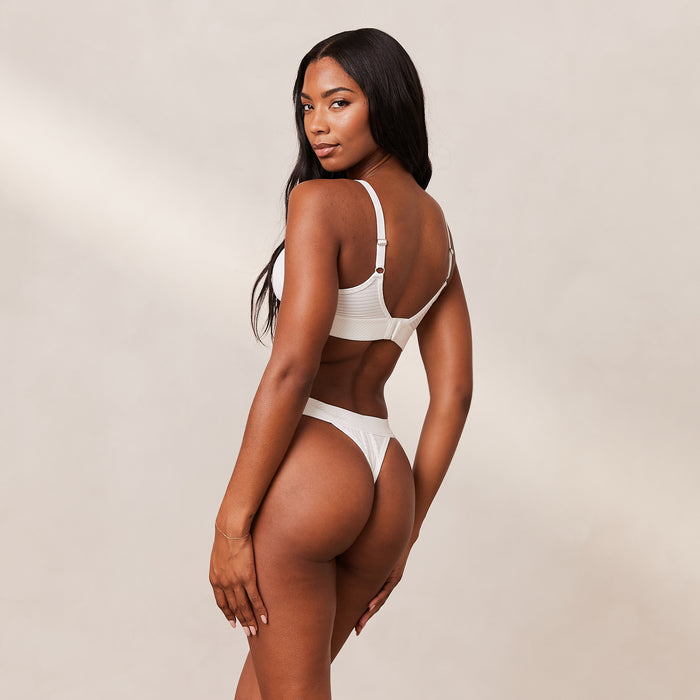 Tatiana, 32C/XS