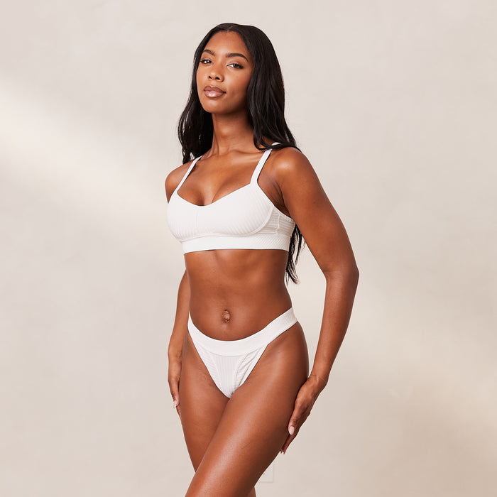 Tatiana, 32C/XS