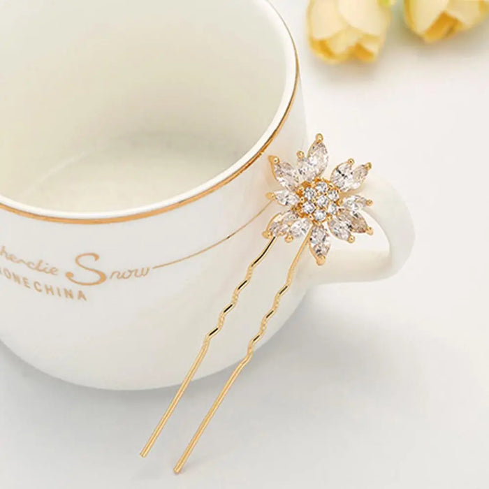 gold-hair-pin