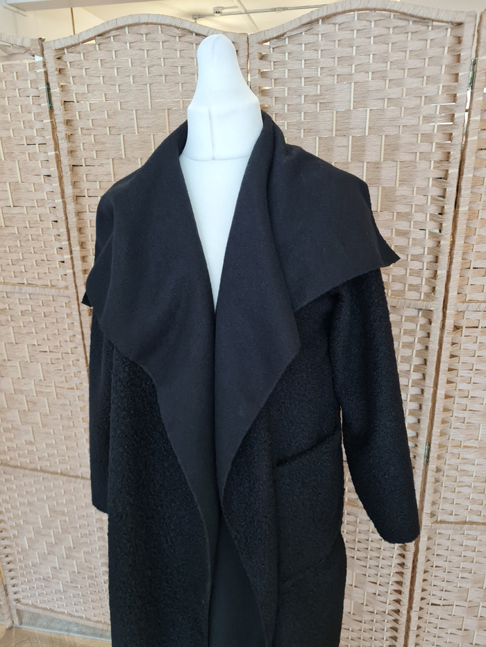Boucle coat in black