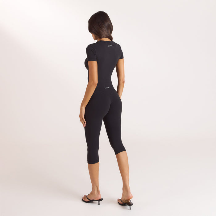 ContourSoft™ Capri Leggings - Black