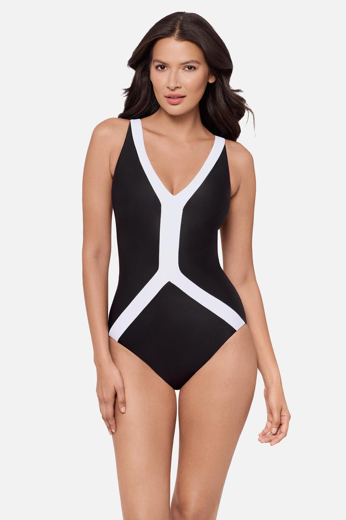 Deux One Piece in Spectra