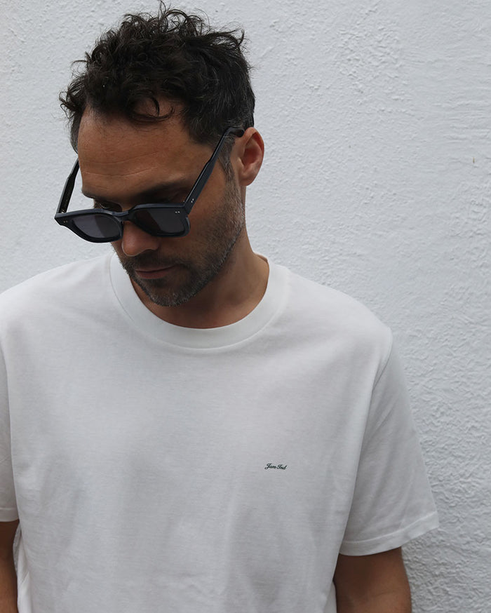 En Vacances | Off White T