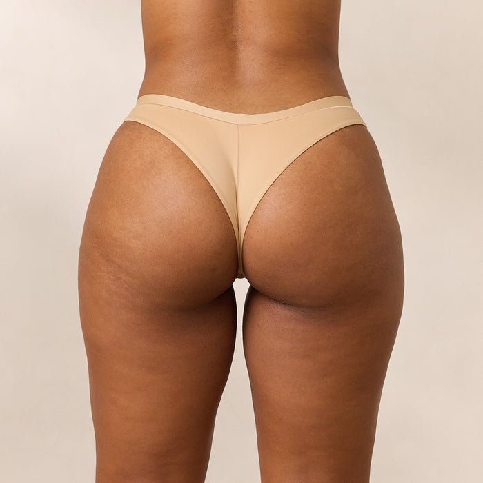 Amber, L