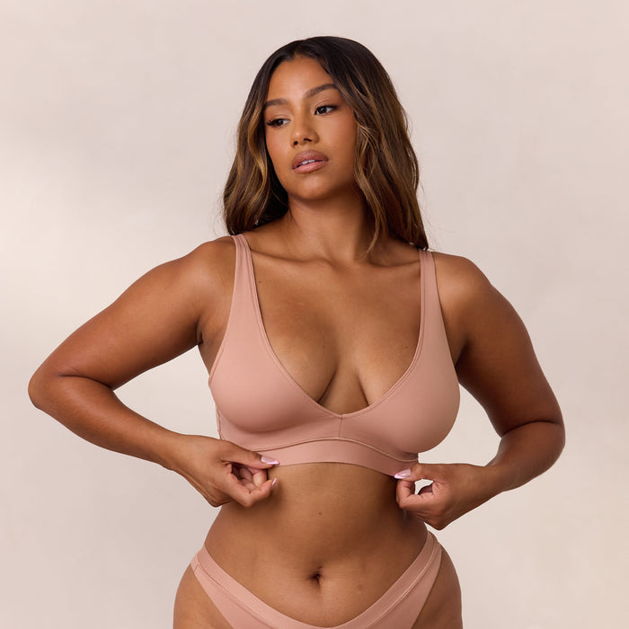Nayeli, M/M