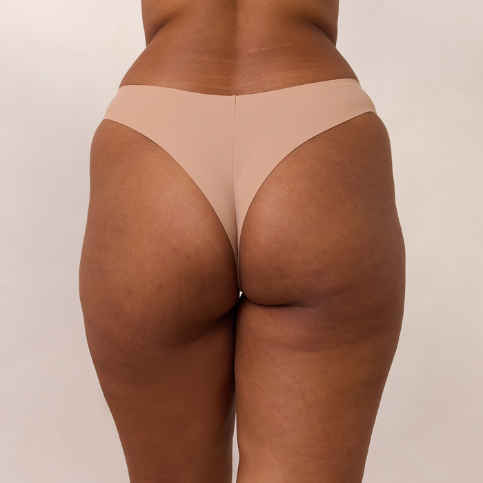 Nayeli, M