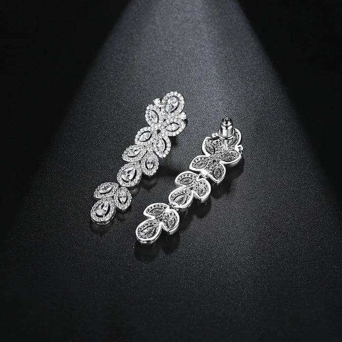 Exquisite Cubic Zirconia Diamond Bridal Earrings - The Wedding Garter
