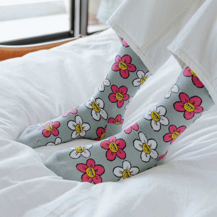 Grumpy Daisies Cotton Socks