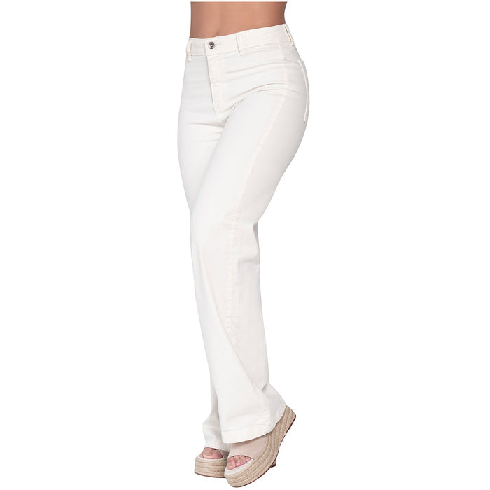 High-Waisted White Straight-Leg Jeans for Women – Classic Fit