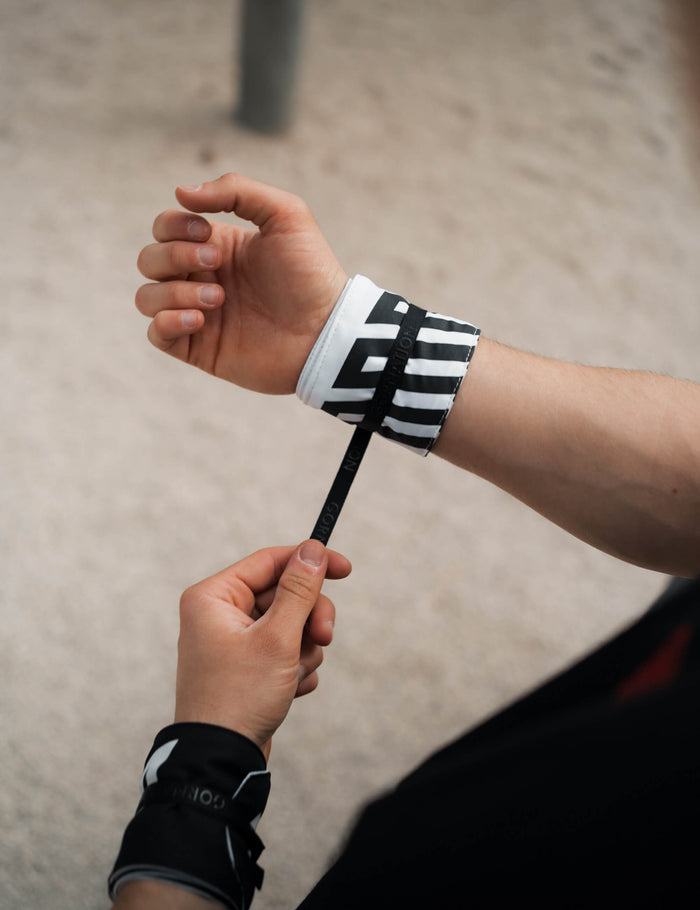 Light Wrist Wraps