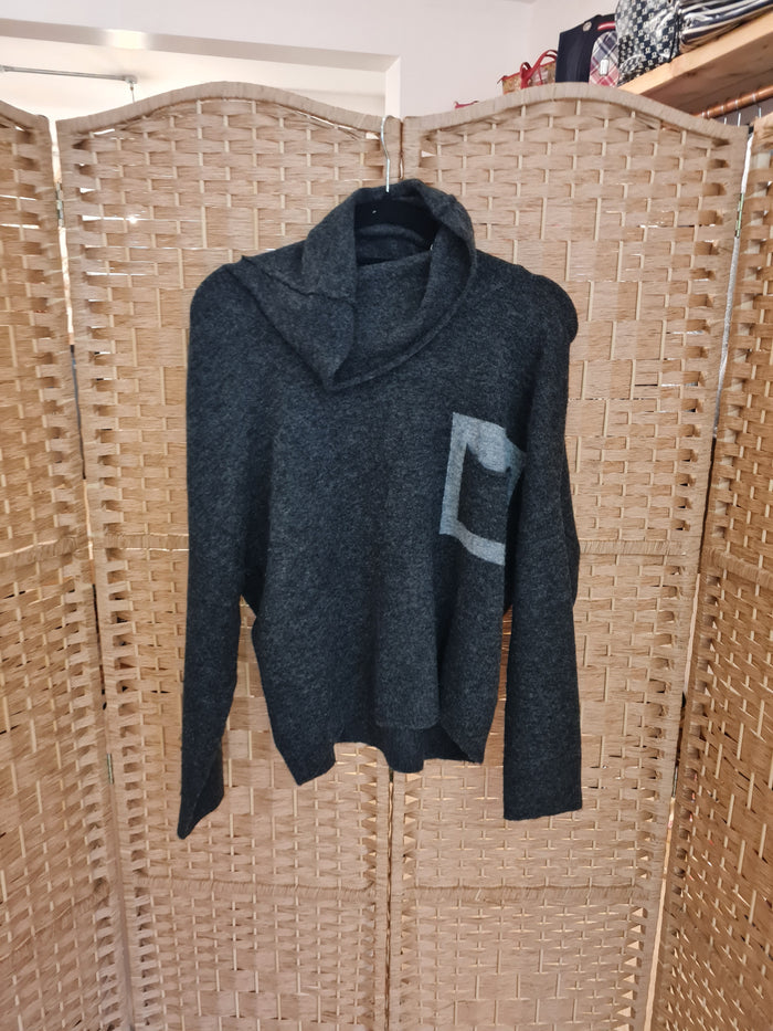 Louise Orop Charcoal Jumper M/L