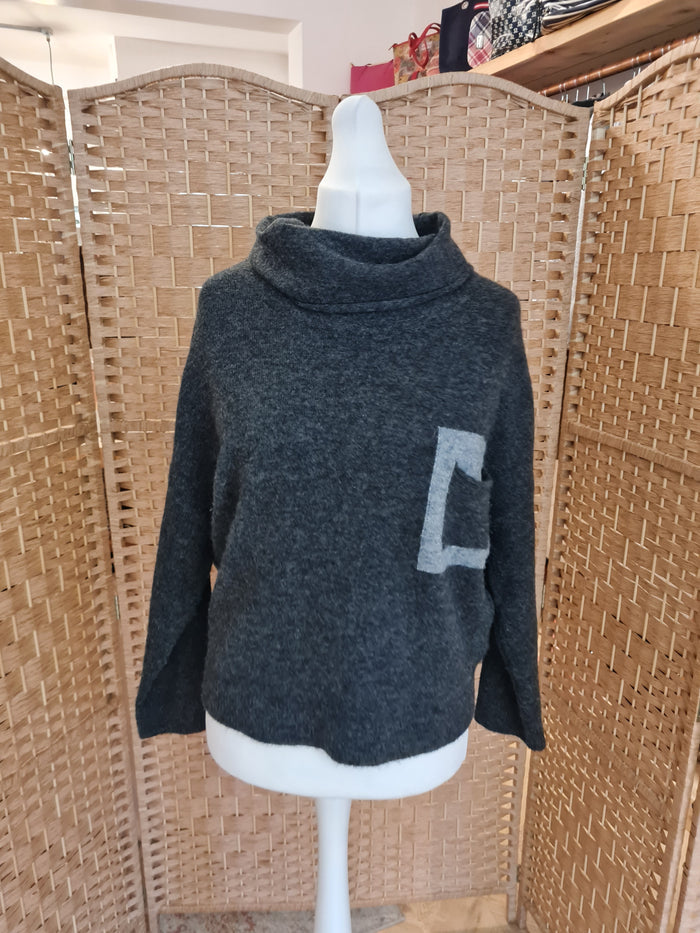 Louise Orop Charcoal Jumper M/L