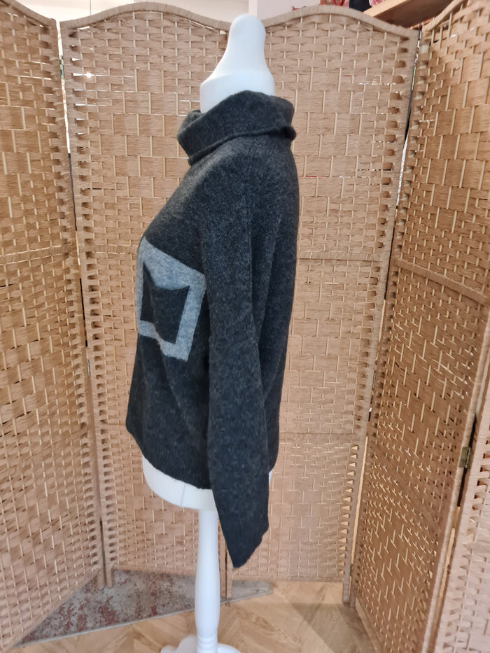 Louise Orop Charcoal Jumper M/L