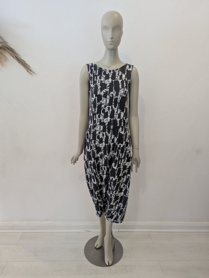 Mama b harem jumpsuit M/L RRP £120