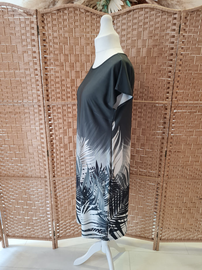 M&CO leaf print tunic 14