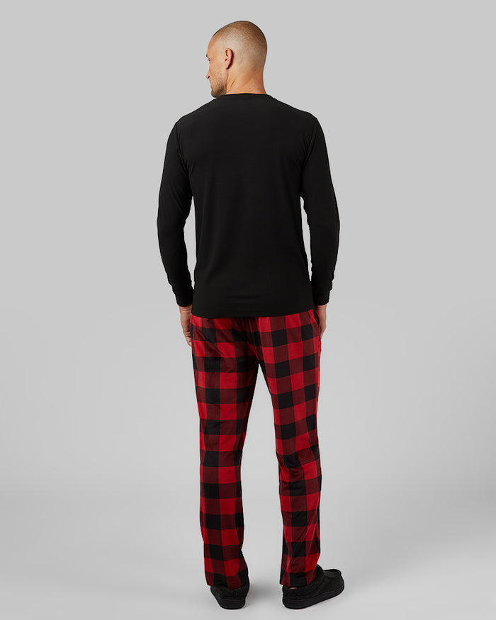 32 Degrees Red Cloud Thermal Print _ Men's 2Pc Sleep Set {model: Dennis is 6'1", wearing size M}{bottom}{right} {bottom}{right}