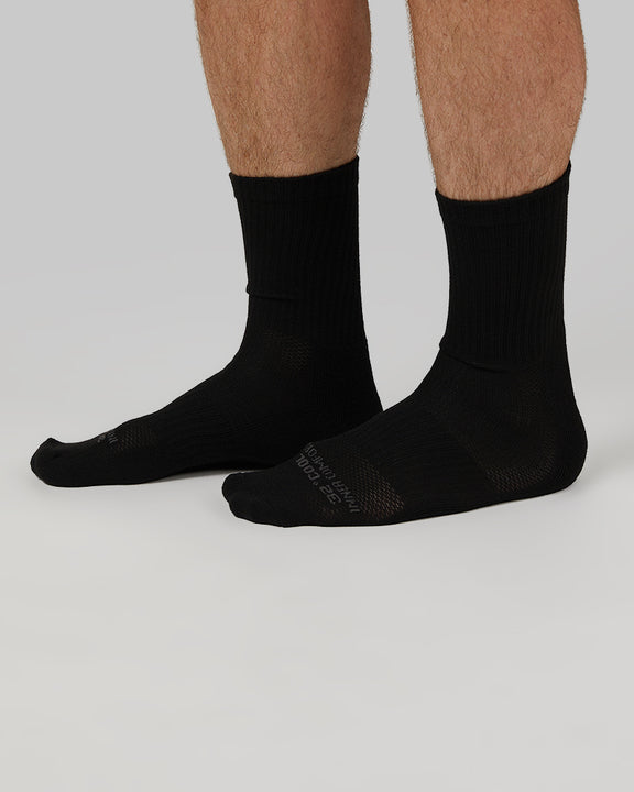 32 Degrees Black _ Men's 5-Pack Cool Comfort Crew Socks {bottom}{right}