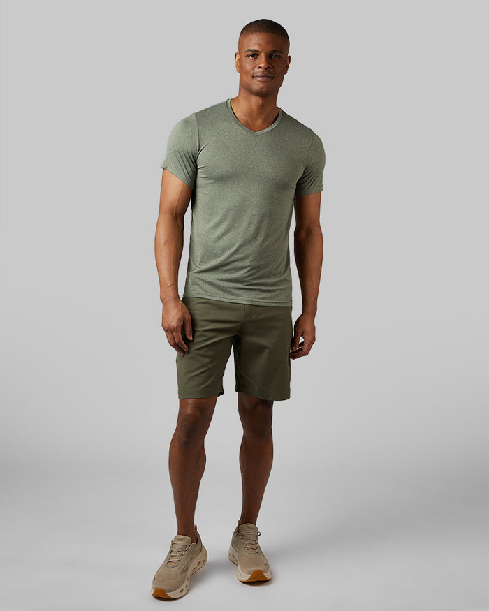 32 Degrees Grape Leaf _ Men's 9-Inch Golf short {model: Isaiah is 6'1", wearing size 30}{bottom}{right} {bottom}{right}