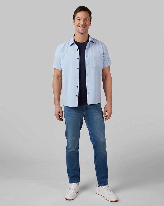 32 Degrees Bel Air Blue _ Men's Casual short sleeve Dress shirt {model: Andrew is 6'2", wearing size M}{bottom}{right} {bottom}{right}