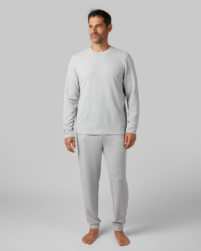 32 Degrees Grey Heather _ Men's Everyday Comfort Jogger {model: Eduardo is 6'1", wearing size M}{bottom}{right} {bottom}{right}