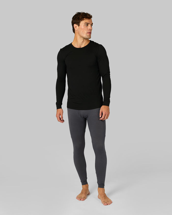 32 Degrees Stingray _ Men's Lightweight Baselayer Legging {model: Jacque is 6'2", wearing size M}{bottom}{right} {bottom}{right}