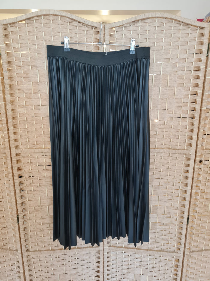 M&S Leather Pleated Skirt Size 16