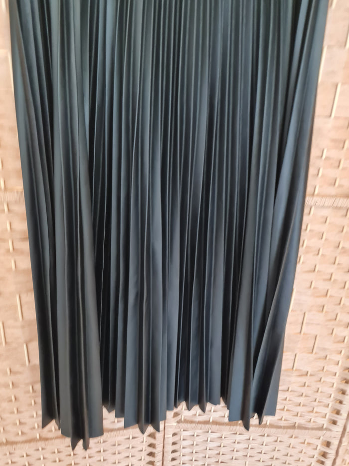 M&S Leather Pleated Skirt Size 16