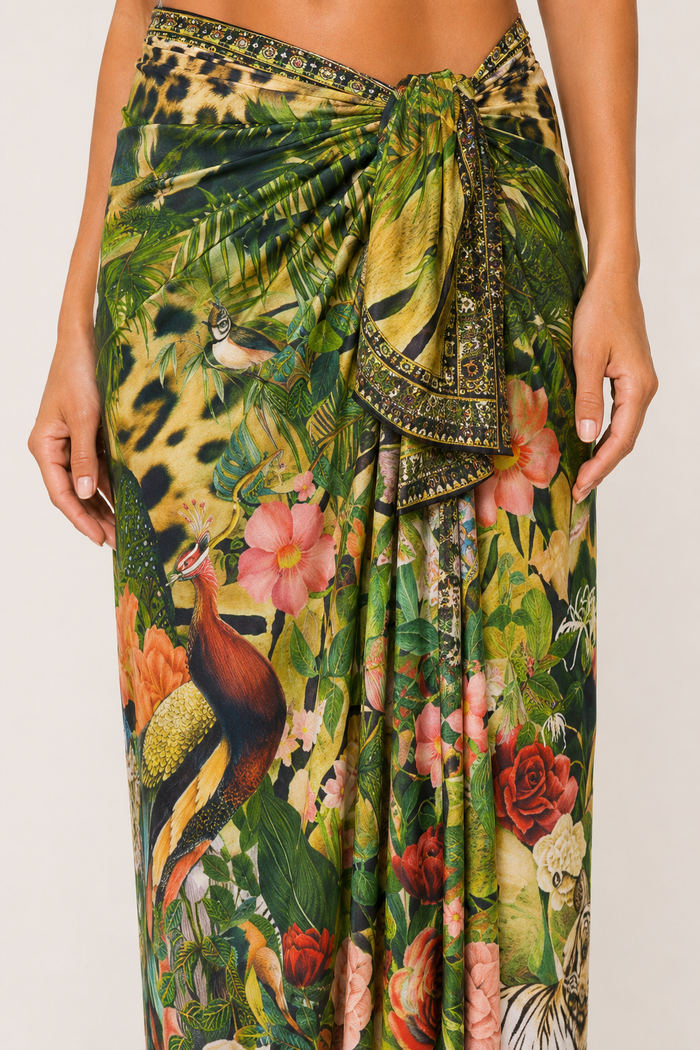 Camilla Multi Wear Long Sarong in Leotigra detail view
