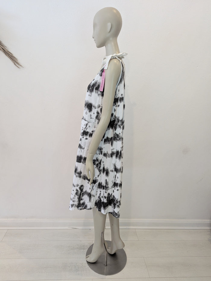 My Story white tie dye jumpsuit M/L NWT