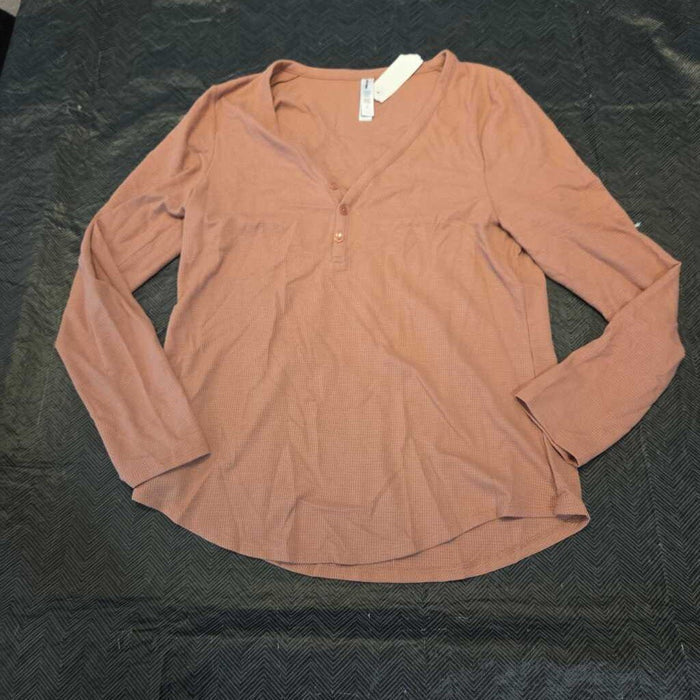 NEW ATHLETA SHIRT