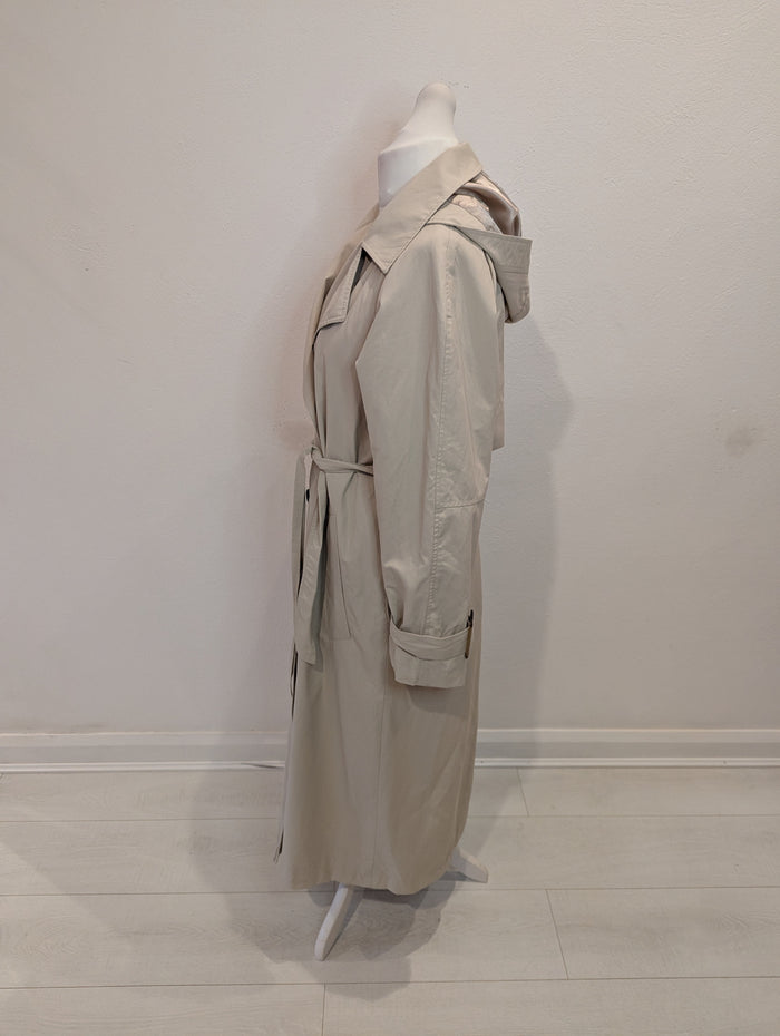 Next Cream Rain Mac 14