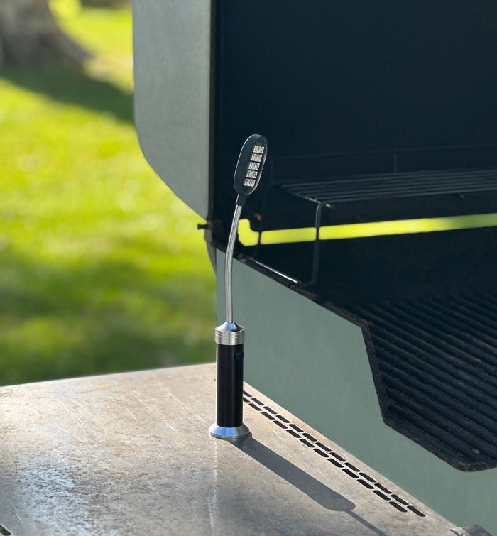Outset Outdoor Rotating Grill Light