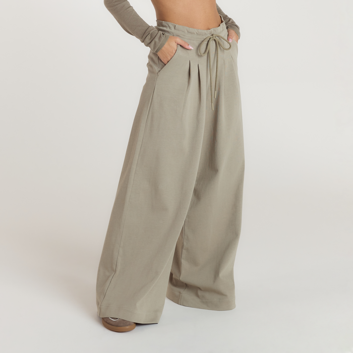 Pleated Wide-Leg Trousers - Thyme