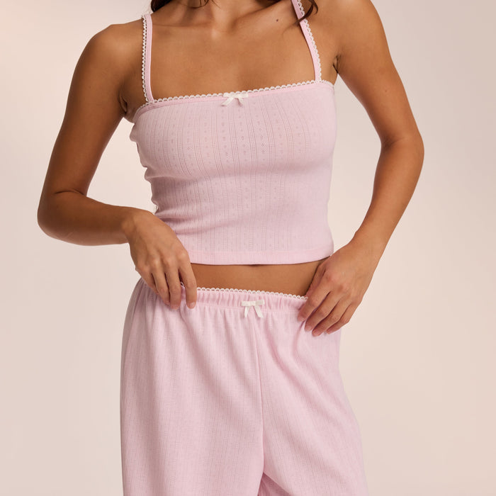Ava, XS