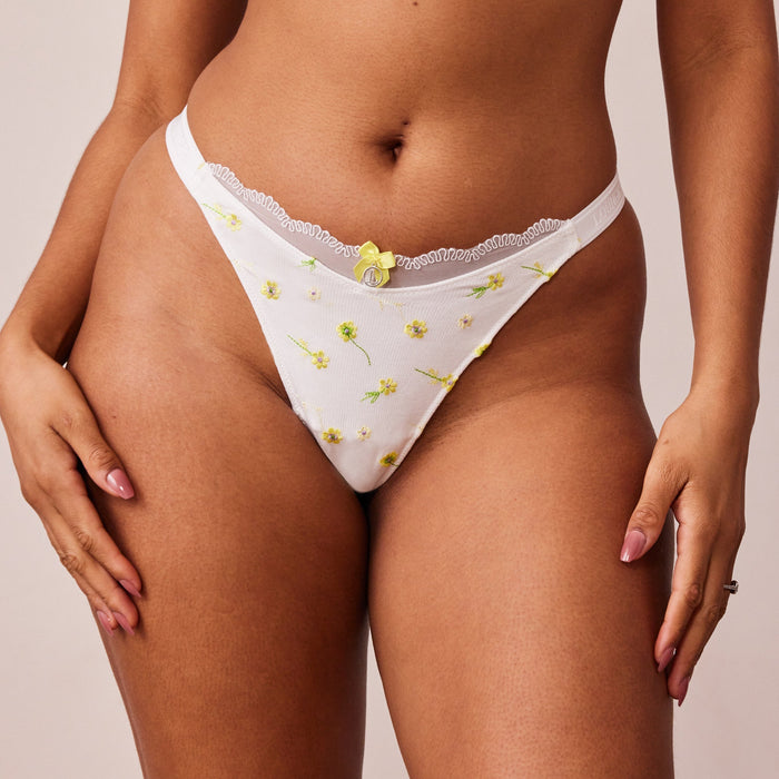 Nayeli, M/M (Thong)