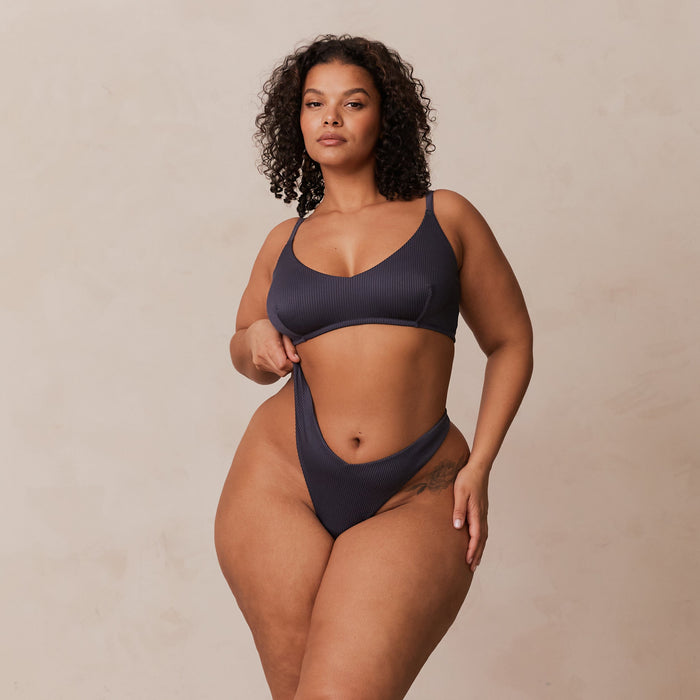 Leslie, L/XL (Thong)