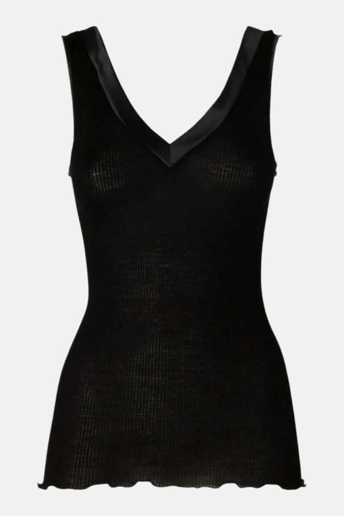 Oscalito Ribbed V-Neck Camisole in Black