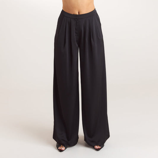Satin Pleated Trousers - Black