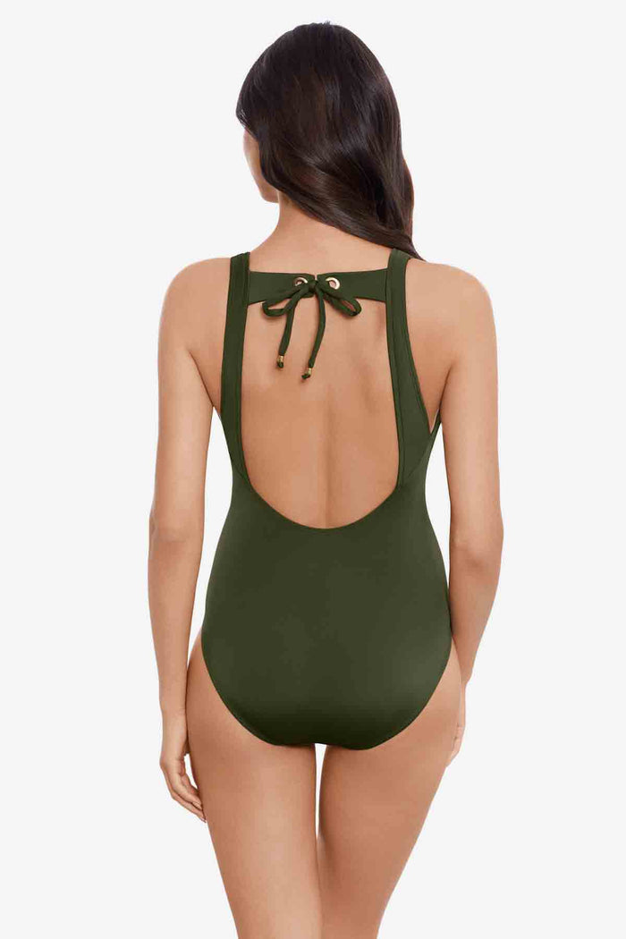 Steffi One Piece in Juxtapose