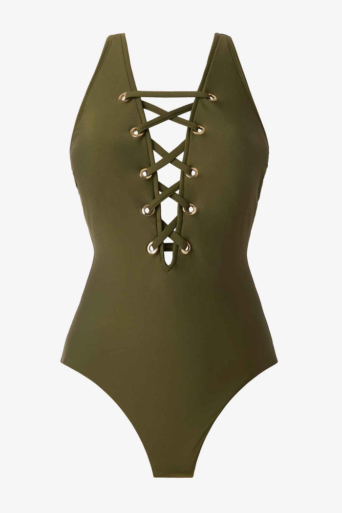 Steffi One Piece in Juxtapose