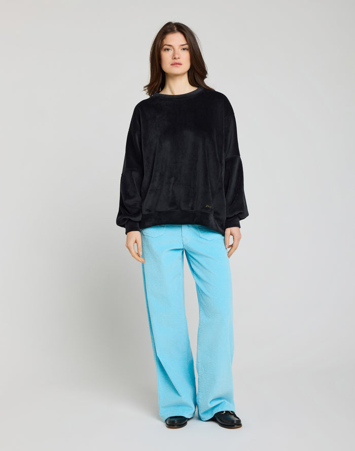 SWEAT BLACK