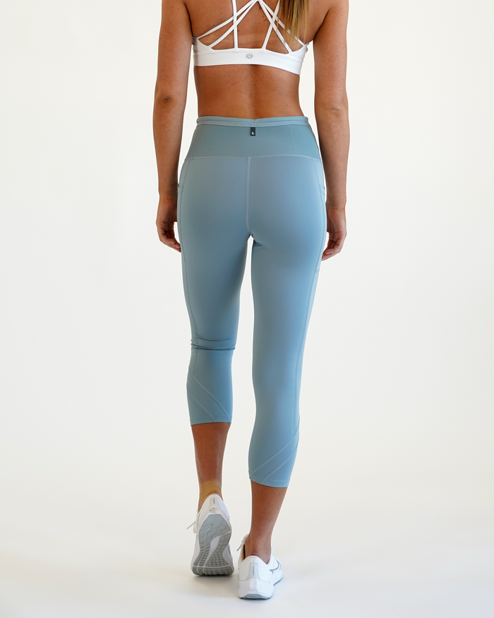 Women's Air Mid-Weight Crops