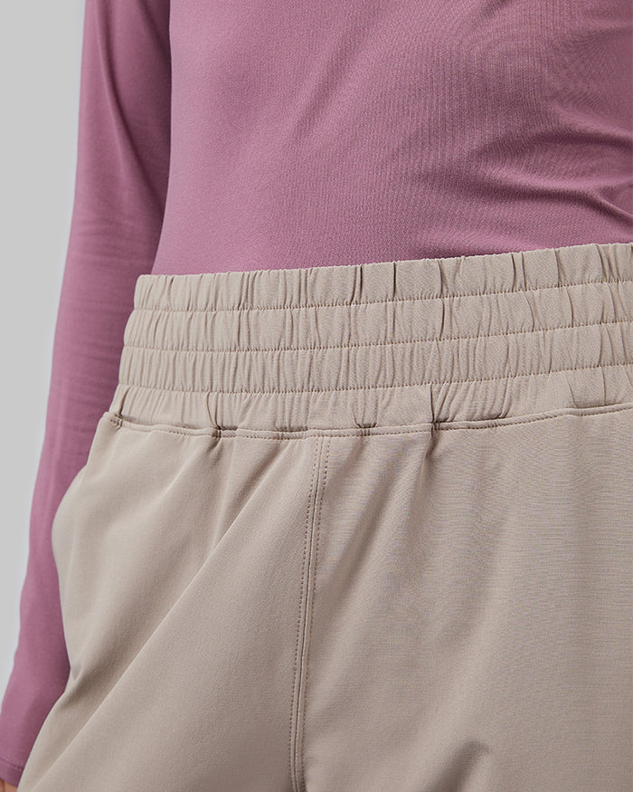 32 Degrees Mocha Meringue _ Women's Commuter Cargo Jogger {model: Katie is 5'10"and size 4, wearing size S}{bottom}{right} {bottom}{right}