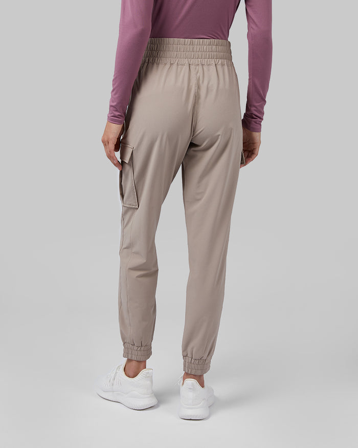32 Degrees Mocha Meringue _ Women's Commuter Cargo Jogger {model: Katie is 5'10"and size 4, wearing size S}{bottom}{right} {bottom}{right}