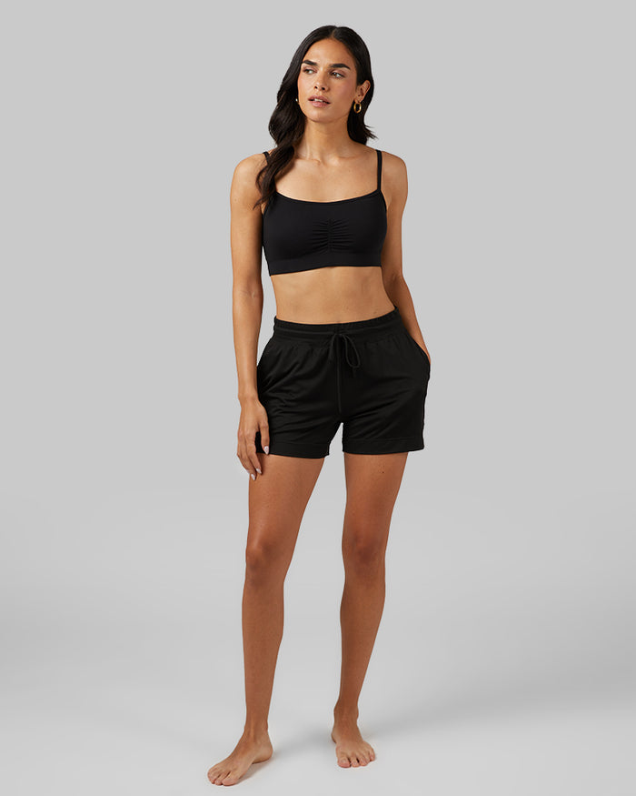 32 Degrees Black _ Women's Cool Bralette {model: Dani is 5'9" and size 2-4, wearing size S}{bottom}{right} {bottom}{right}
